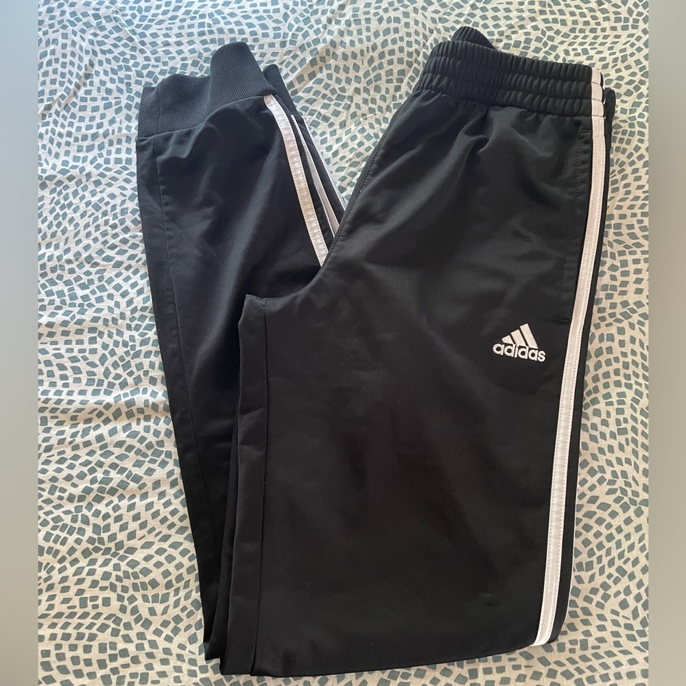 Adidas Cropped Pants